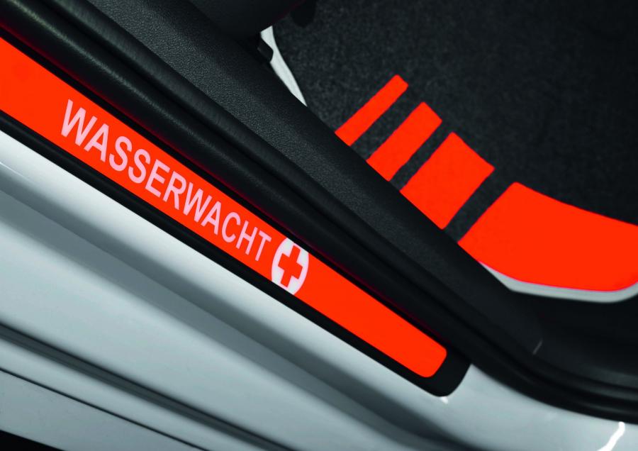 Детали интерьера Audi A1 Wasserwacht Concept (8X) 2010 года  (фото 3 из 7)